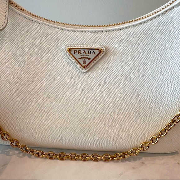 Prada new in box Reidition 2005 - Picture 6 of 11